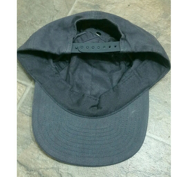 Urban Outfitters Calvin Klein Dad hat - Picture 3 of 3